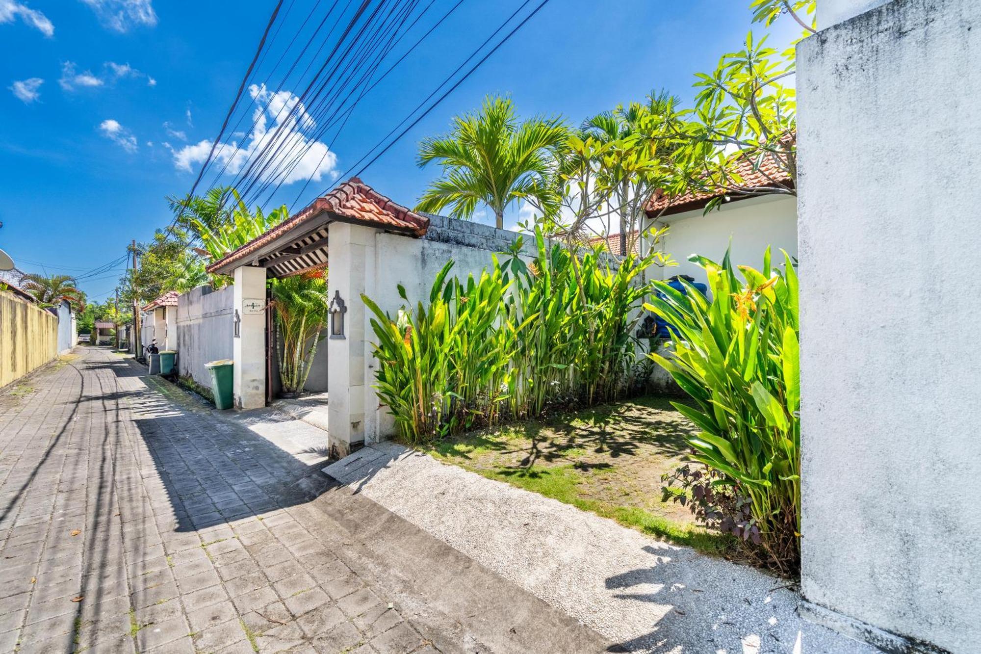 4-Bedroom Pool Villa Near Seminyak Center Exterior foto