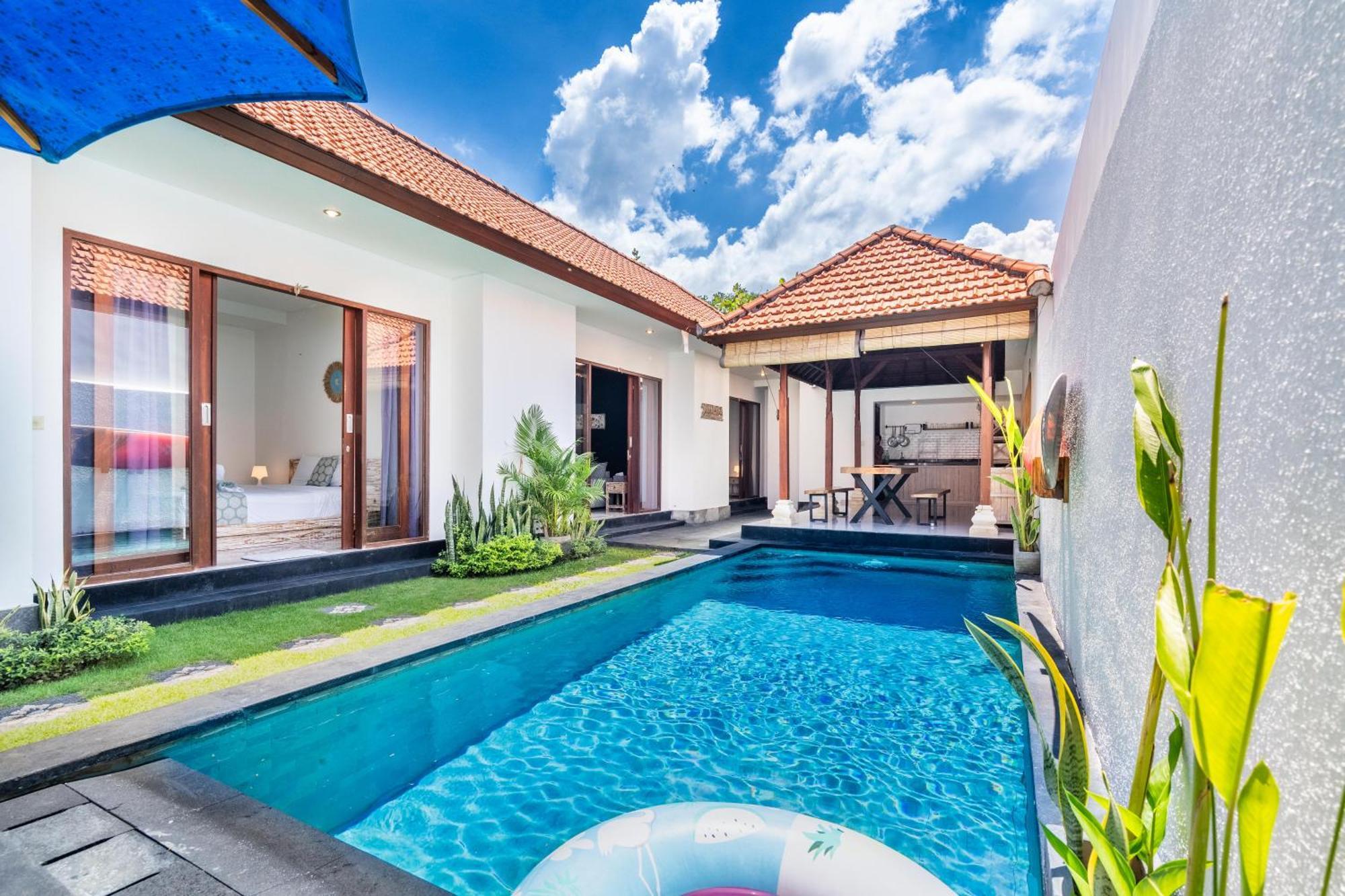 4-Bedroom Pool Villa Near Seminyak Center Exterior foto