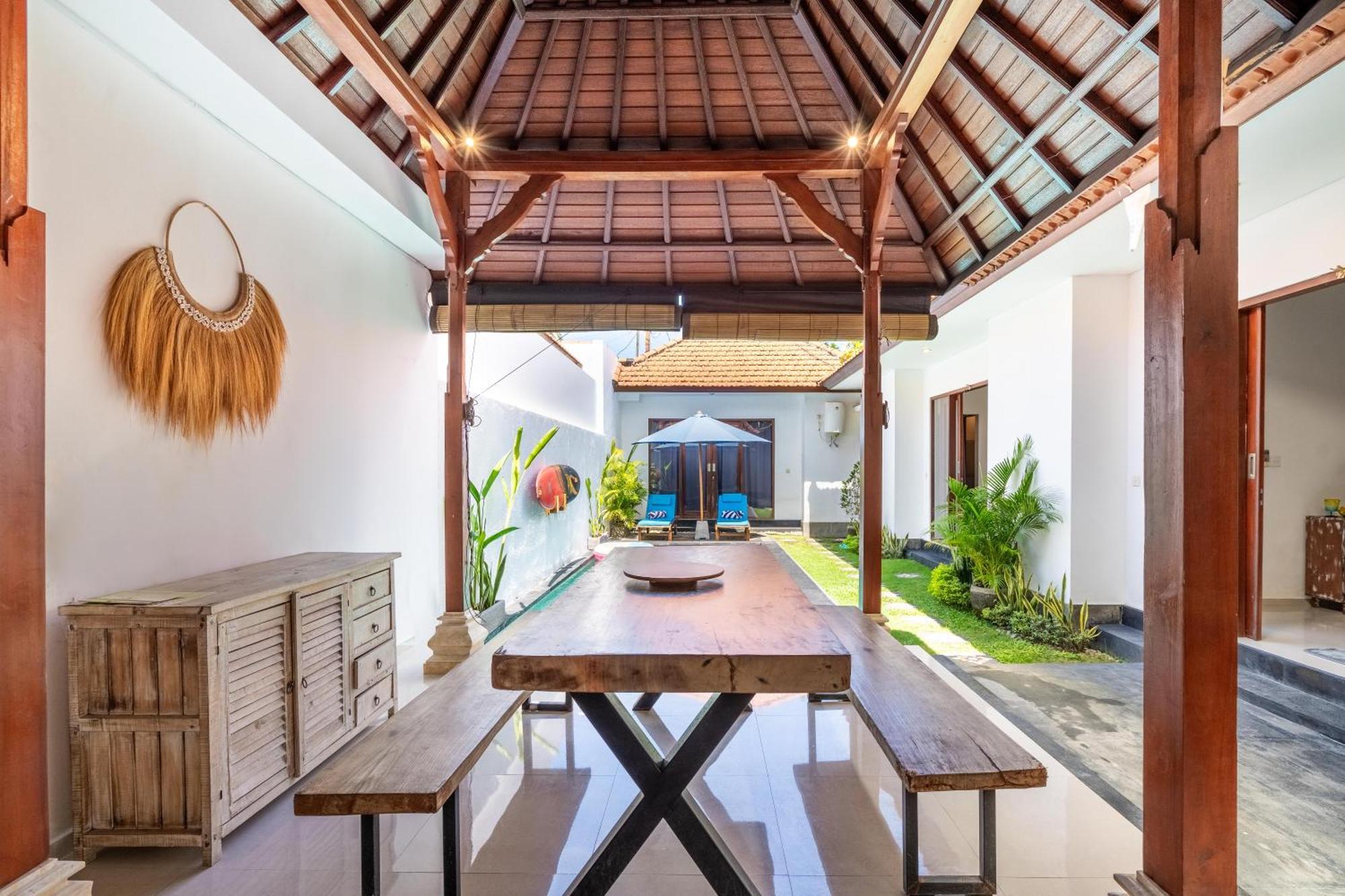 4-Bedroom Pool Villa Near Seminyak Center Exterior foto